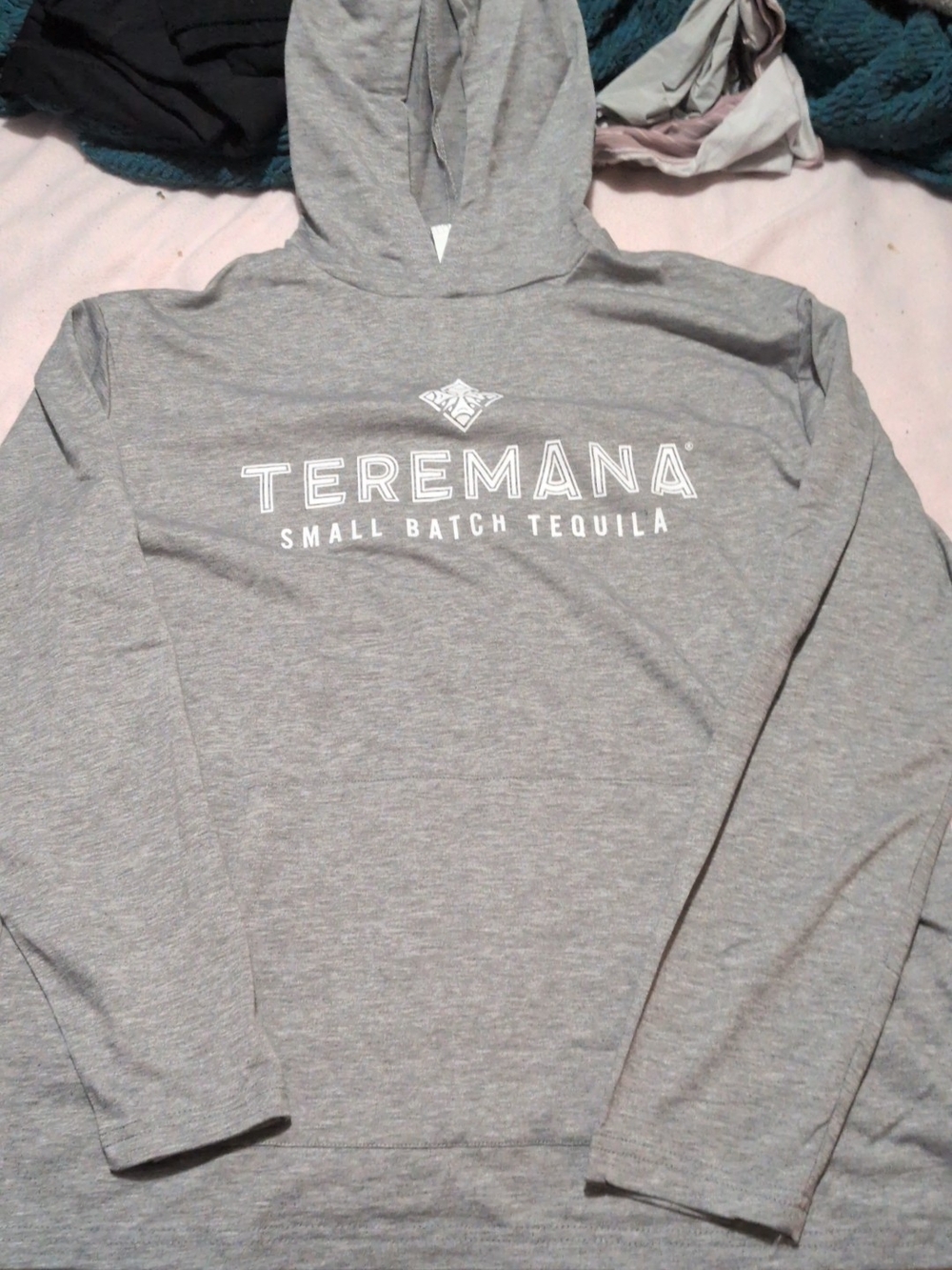 Gray Hooded Long-Sleeve Pullover